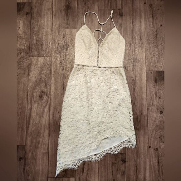 NBD x Revolve Only Yours Lace Mini Asymmetrical Dress Cream Size S - Picture 3 of 9